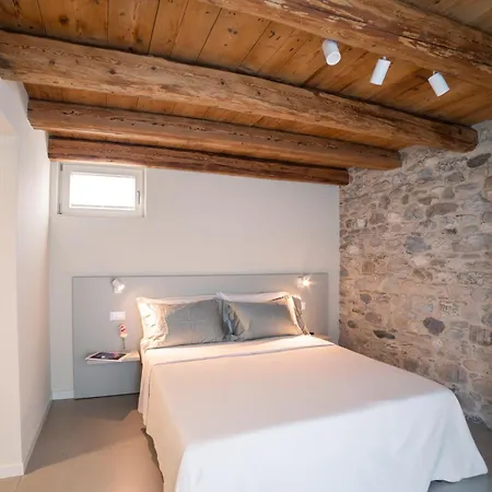 Borgo Le Lanterne Locazione Turistica